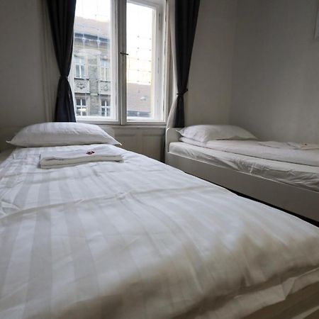 Budapest Pest-Port Apartment 4 Rooms For 16 Person Exterior foto