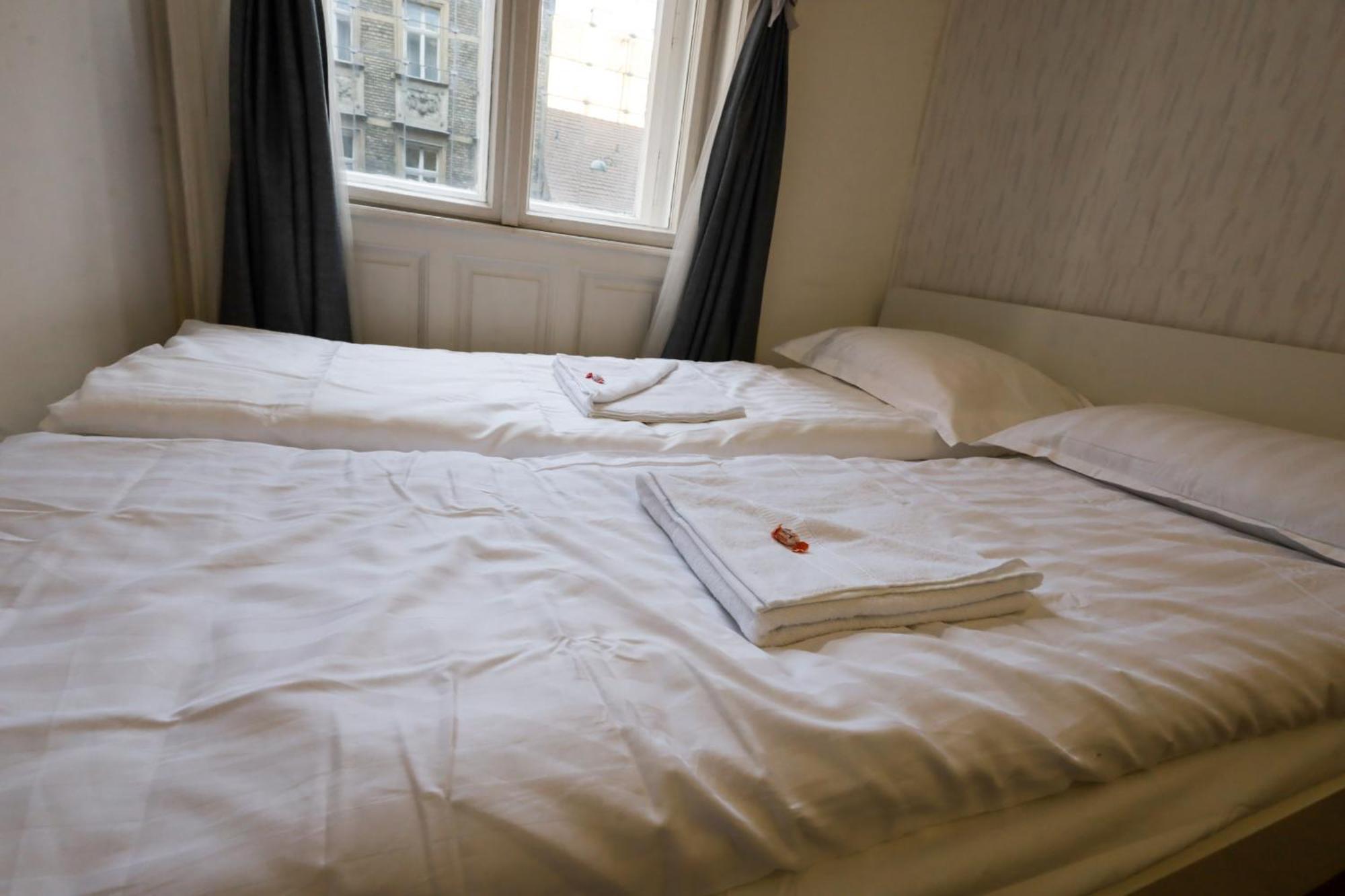Budapest Pest-Port Apartment 4 Rooms For 16 Person Exterior foto